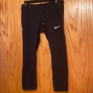 LIKE NEW! Nike Dri Fit Capri workout pants